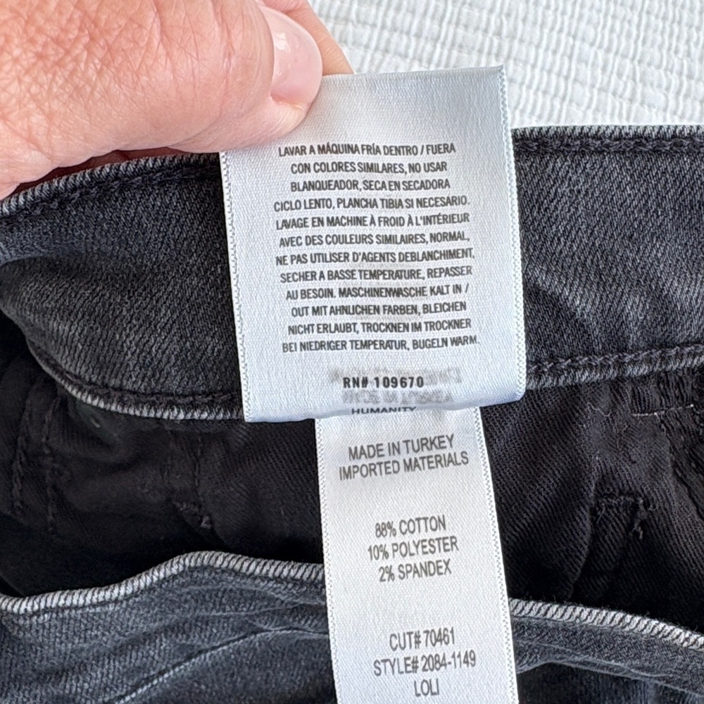Citizens Of Humanity Loli Wide-Leg Jeans - Picture 7 of 11